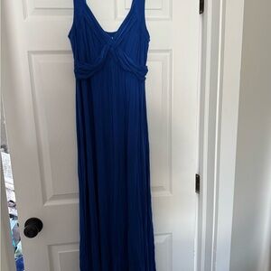 Elegant Blue Maxi Dress size medium